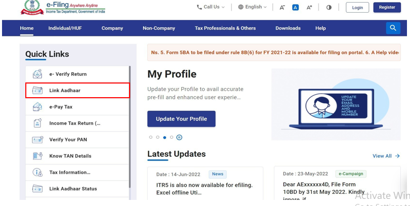Click on the 'Link Aadhaar' option under the 'Quick Links' section