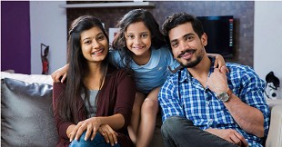 Best Health Insurance in India for Individuals vs. Family Floater Plans